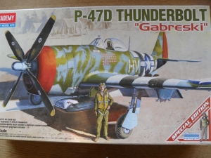 1/48 12222 P-47D THUNDERBOLT GABRESKI
